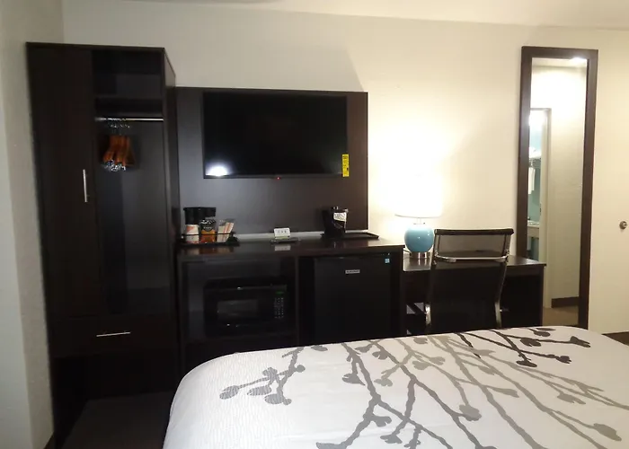 Sleep & Tallahassee-capitol Hotel 4*